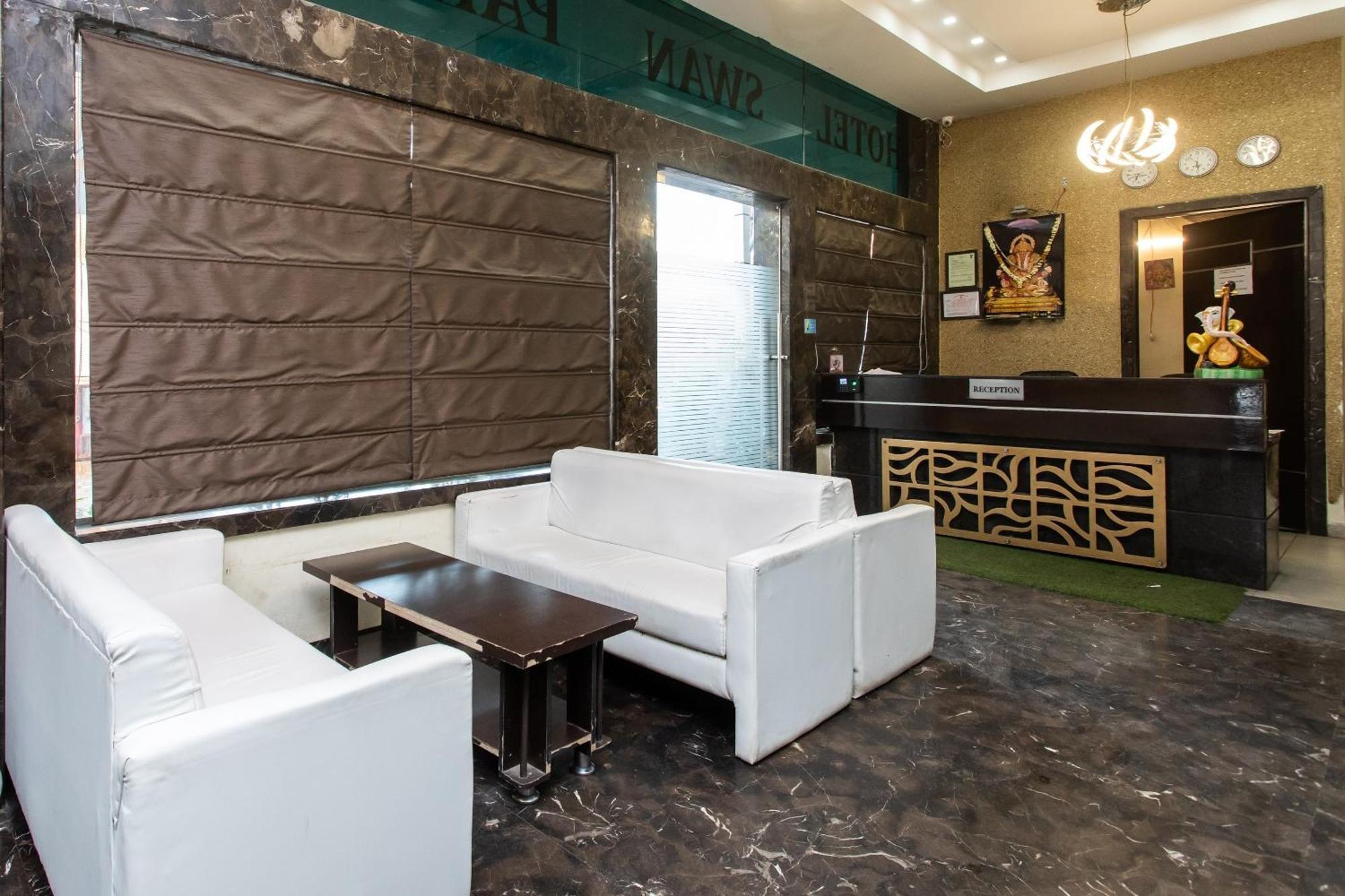 Capital O Swan Paradise Indore Extérieur photo